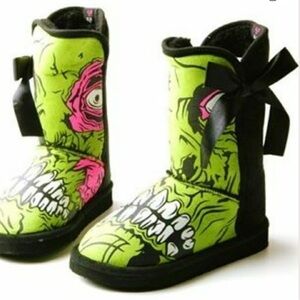 Iron fist zombie fug boot